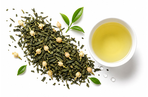 Smakowe zielone herbaty liściaste z naturalnymi dodatkami Leo Tea